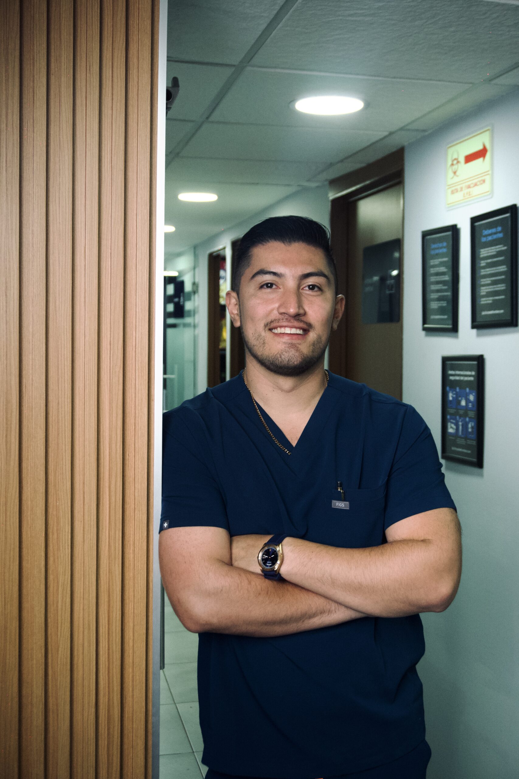 Dr. Leonardo Urólogo